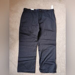 Izod Men's Black Pants 46 X 32